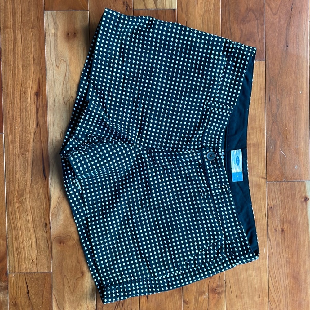 Old Navy shorts size 6